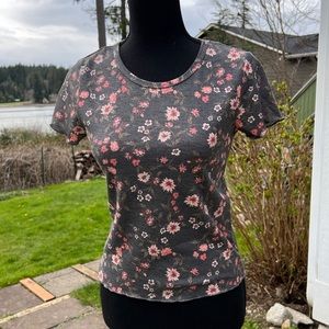 NWT Self Esteem Waffle Knit Coral Flower Gray Lettuce Edge Top Size Small